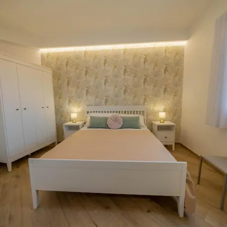 Le Della Scala 3*